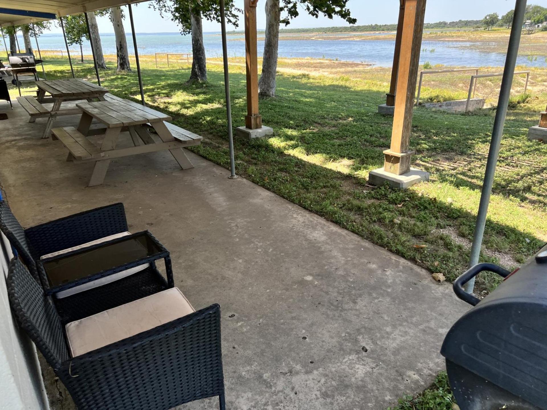 Bluffton Oasis Lake Buchanan מראה חיצוני תמונה